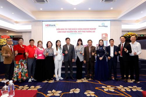 Hội Doanh nhân Sài Gòn phối hợp với HD Bank tổ chức thành công chương trình "SME Growth & Capital Access 2026 - Business Finance Networking"